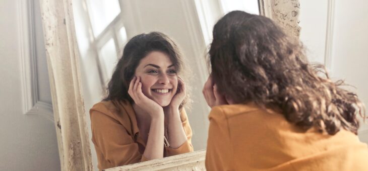 Blefaroplastia melhora qualidade de vida e aumenta a autoestima