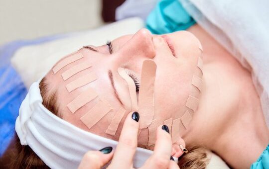Fisioterapia ajuda na recuperação da blefaroplastia